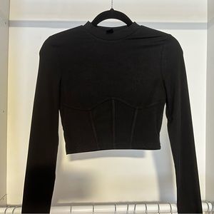 black long sleeve cropped size small / 4